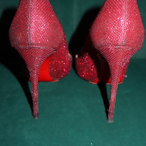 Christian Louboutin Shoes Pink Coralta Mia 100mm Glitter Studded Heart Point-toe - Picture 9 of 12